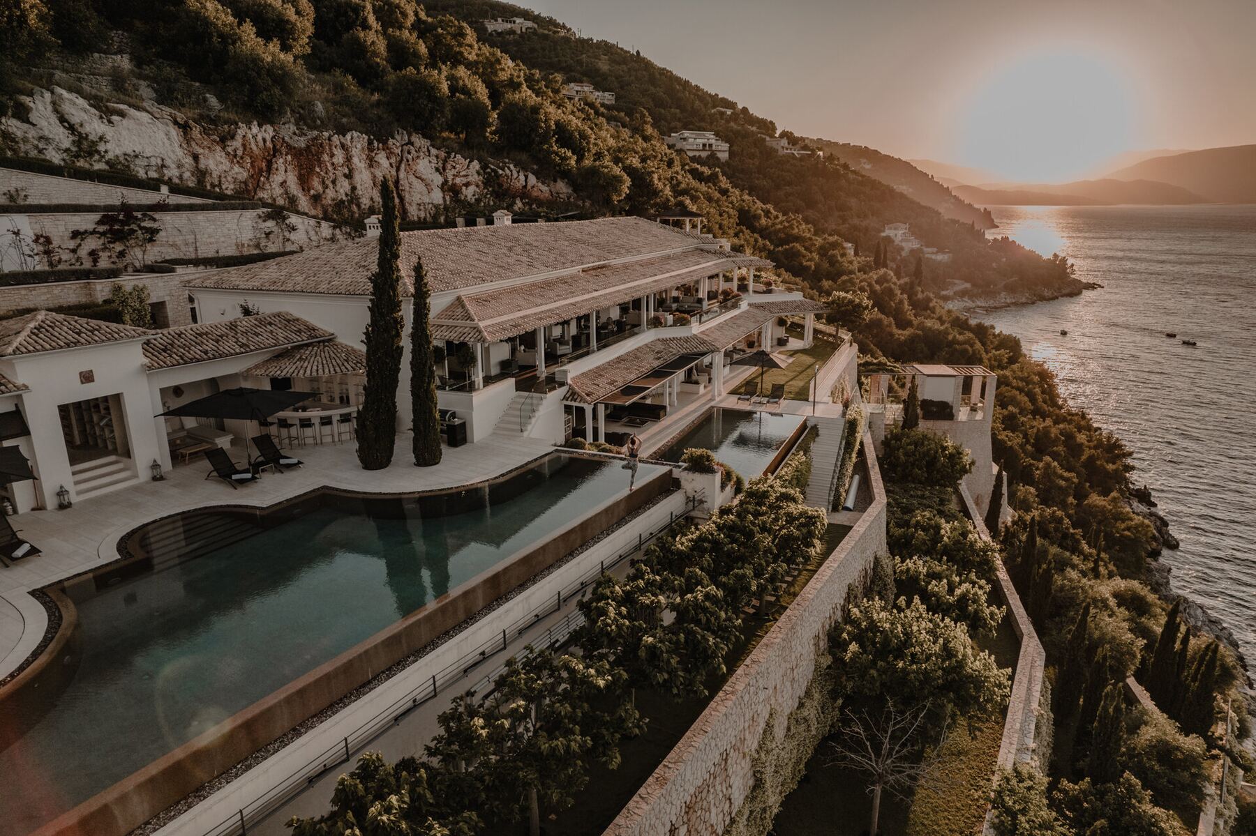 La Mer Ionienne, destination LEGACY · Villa de luxe à Corfu
