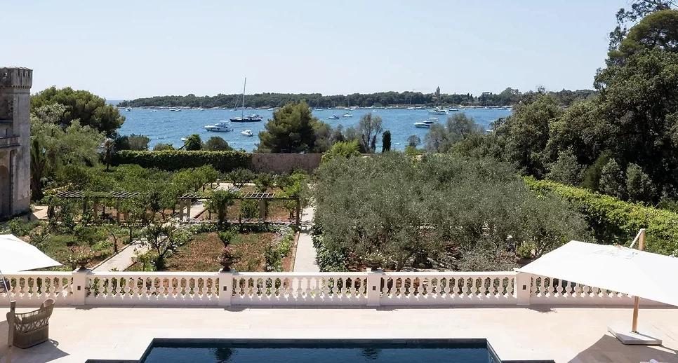 Salon du Grand Jardin, domaine privé îles de Lérins Cannes