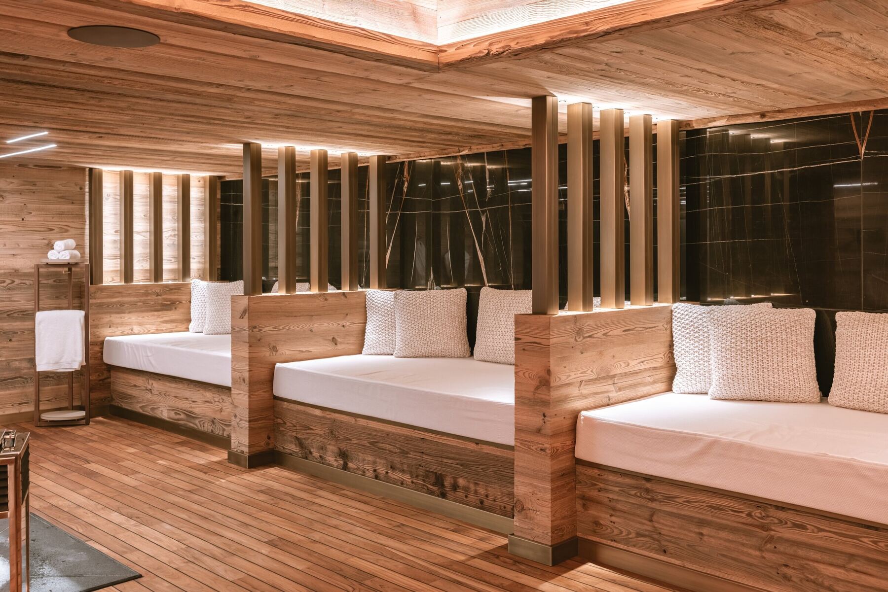 Sauna finlandais et hammam, chalet de luxe Gstaad