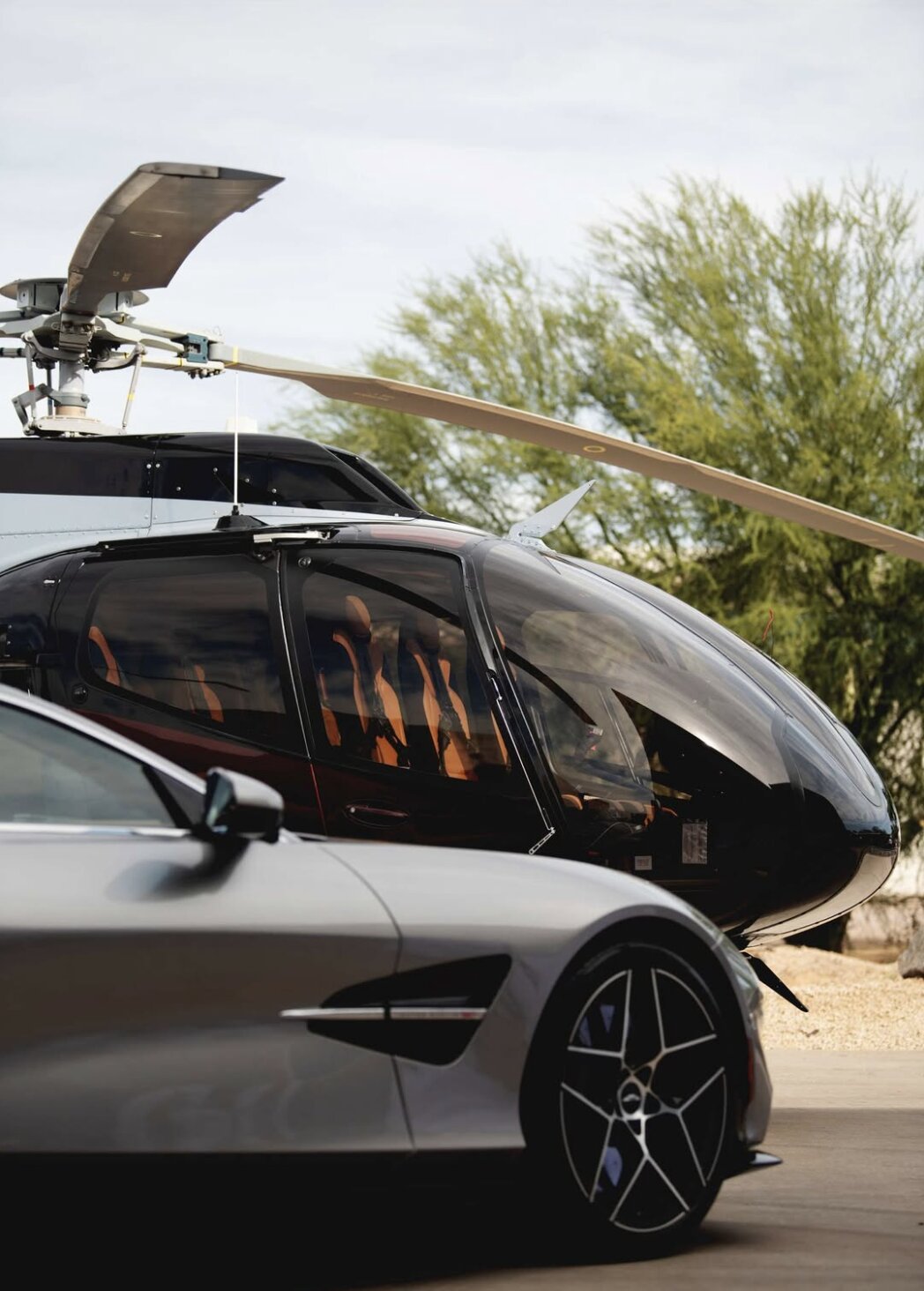 Hélicoptère privé et véhicule de prestige, transferts héliportés et chauffeur LEGACY